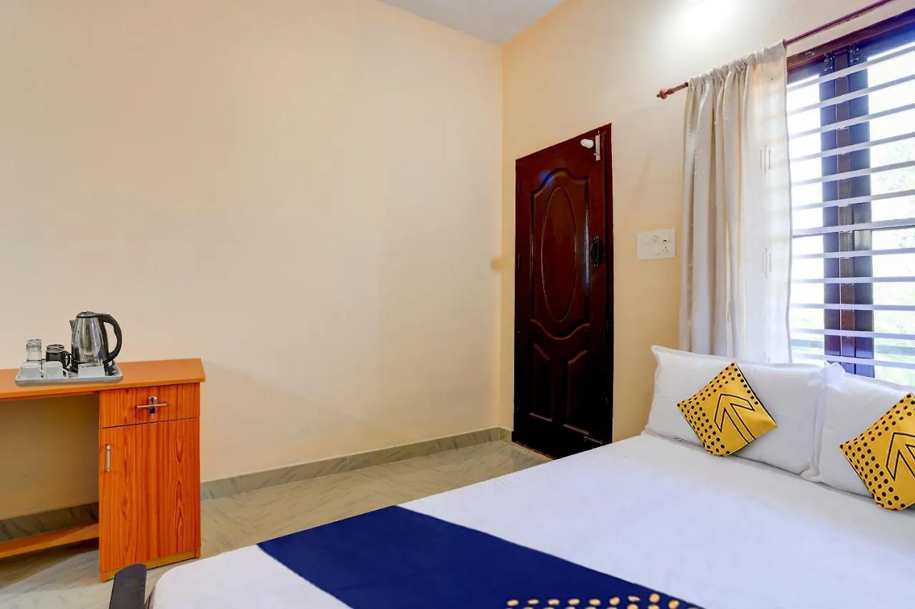 Km Residency Spot On Hotel Punalur